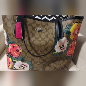 Coach Signature Floral City Tote Bag - Large